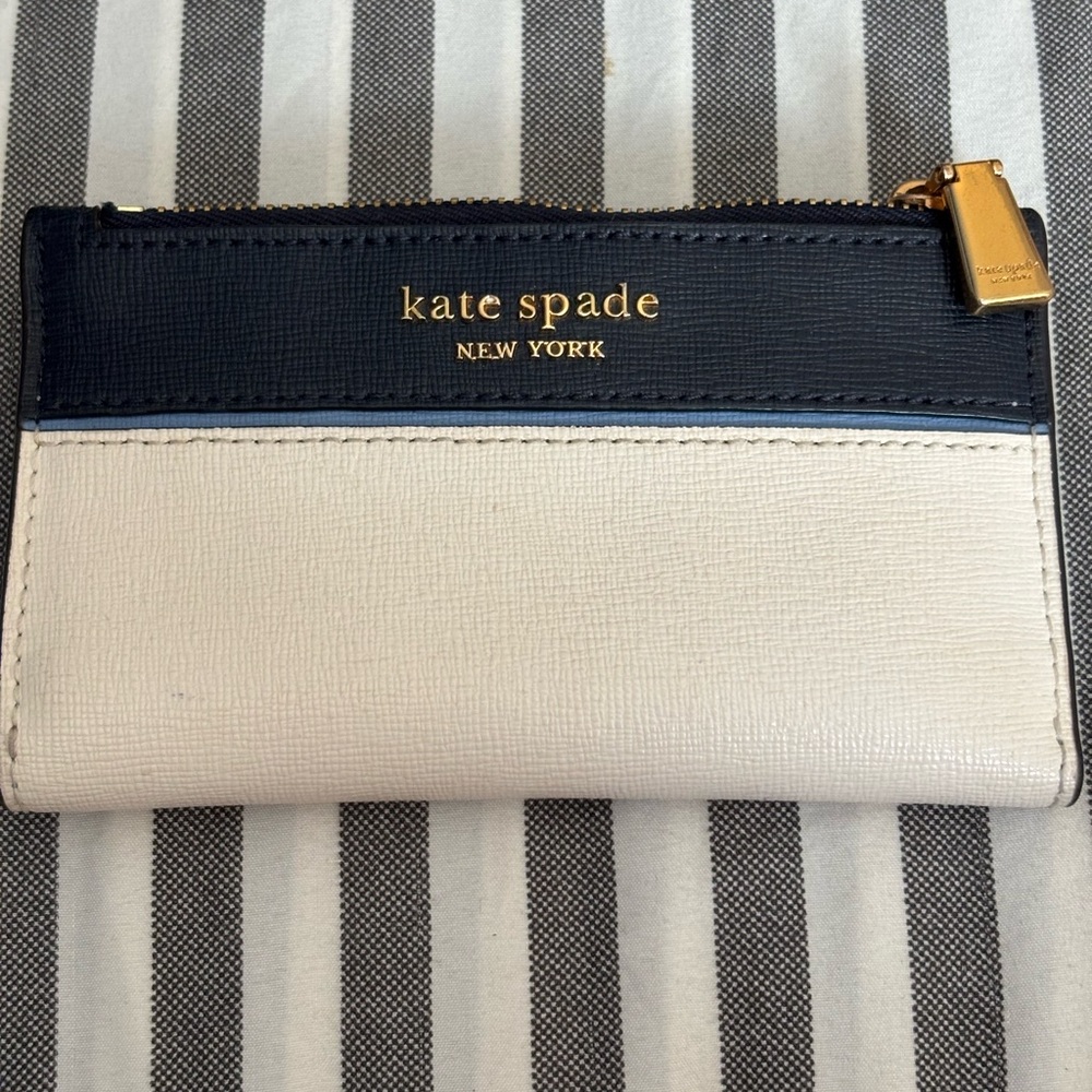 Kate Spade Navy and Cream Pouch like new